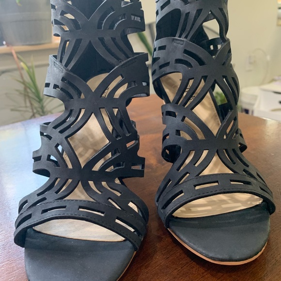 Women’s size 8.5 pumps - Picture 6 of 6